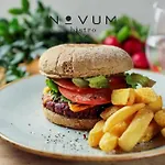 Discover - 8 Rakowicka St - Stylish Balcony With Netflix 아파트 크라쿠프