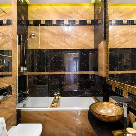 Discover - 8 Rakowicka St - Stylish Balcony With Netflix Apartman *