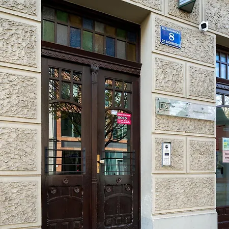 Discover - 8 Rakowicka St - Stylish Balcony With Netflix * Krakow